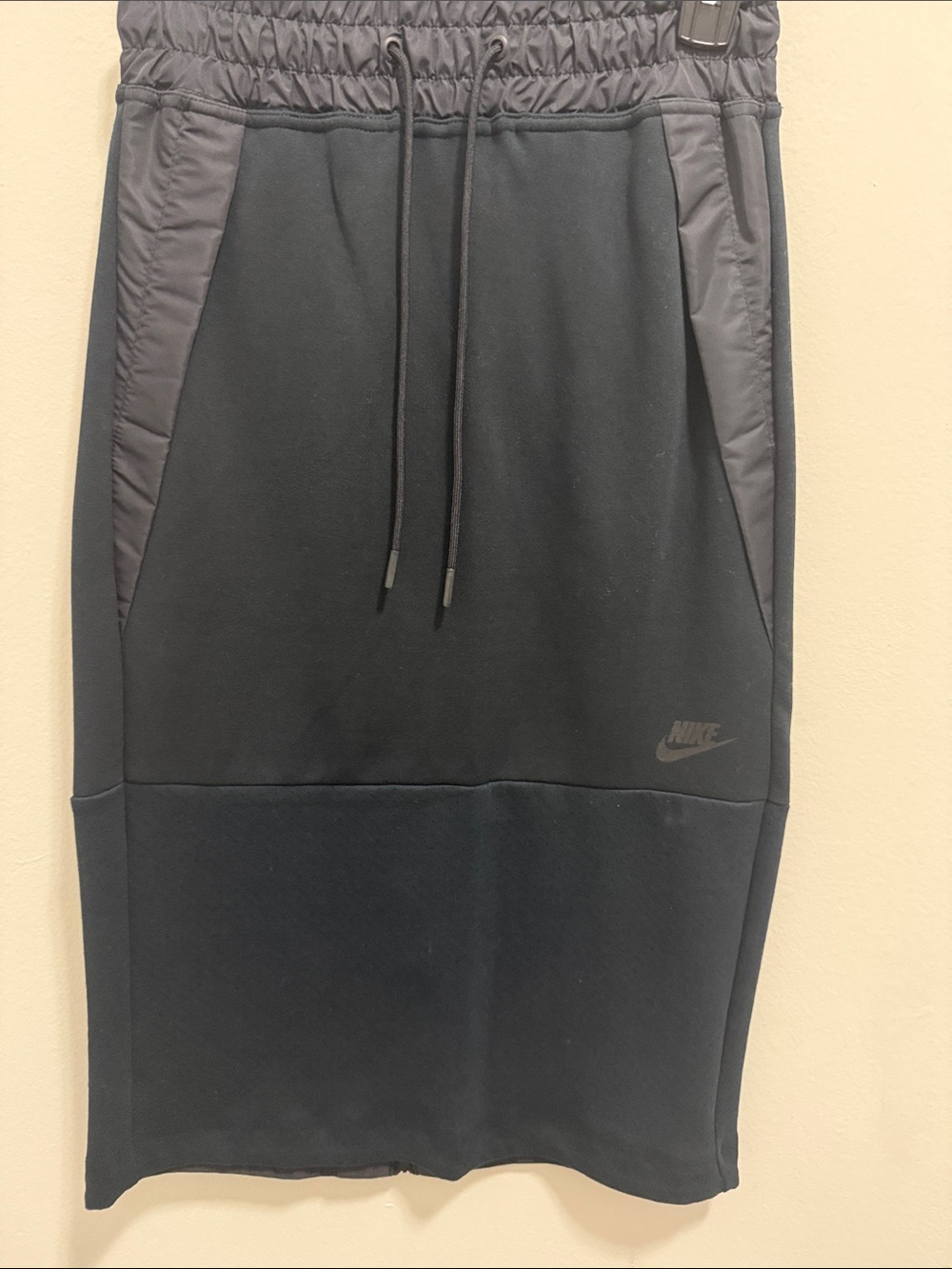 Nike Black Pull‑On Athletic Skirt with Drawcord